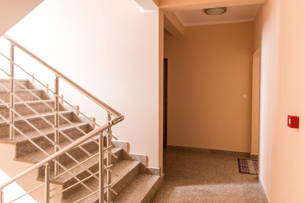 Becici - Andrea Apartman Εξωτερικό φωτογραφία